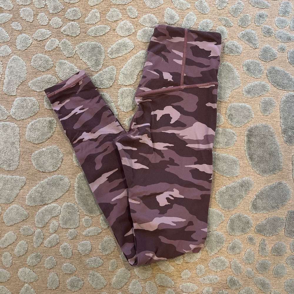Athleta Elation 7/8 Tight - XST- EUC